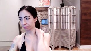 AmyDay - Private  [Myfreecams] Captivating silhouette Fit legs eurosex hotgirl