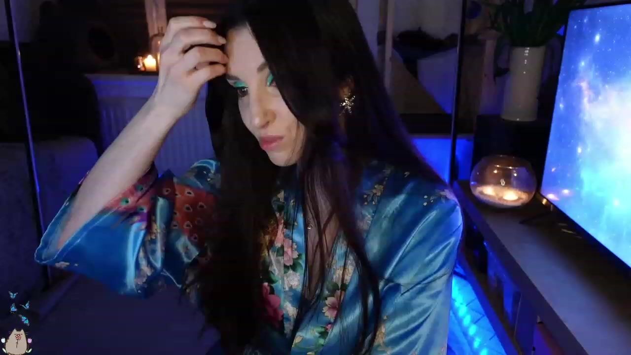 MissMaddies Private [Myfreecams] milfanal Statuesque build