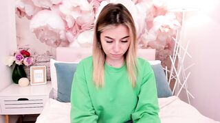 SofiBloom - Private  [Myfreecams] dildo camgirls Kiiroo Pearl2 shecock