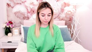 SofiBloom - Private  [Myfreecams] dildo camgirls Kiiroo Pearl2 shecock