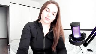 BeeTheQueen - Private  [Myfreecams] Tantus Silk Shows Ass inviting buttocks Video chat