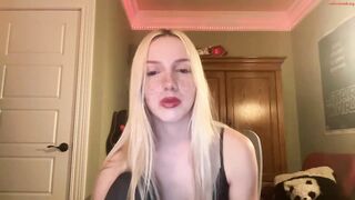 riababe - Private  [Chaturbate] siririca pussylicking sfm futanari