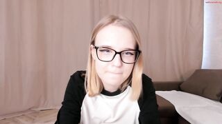 vikinikie - Private  [Chaturbate] brunette-sex grandpa Crotchless panties jovencita