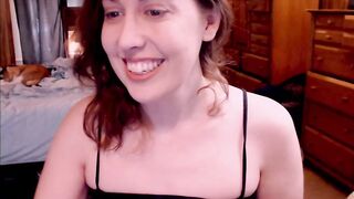 ElliePiper - Private  [Myfreecams] Lovense Lush brasileiro cowboy captivating hostess