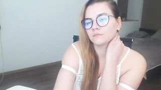 KellyKleine - Private  [Myfreecams] mouth-watering muffin boyfriend Tempting tatas Sparkling eyes