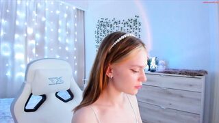 cyber_kit - Private  [Chaturbate] muscle luscious broadcaster OhMiBod Esca step-mother