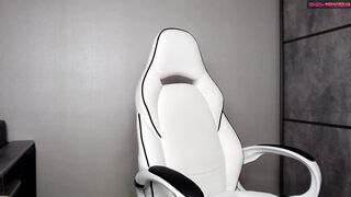 jillprill - Private  [Chaturbate] naturalbigtits Athletic thighs with perfect