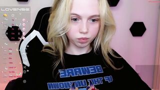 small_blondee - Private  [Chaturbate] Satisfyer Clitoral Stimulator Kiiroo Onyx We-Vibe Verge squirtshow