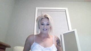 queen_b3555  - Record  [Chaturbate] groupsex tattoos kiss woman-fucking