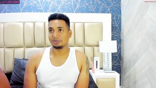 shanonymichael - Private  [Chaturbate] Crop top magnetic diva close Luscious thighs