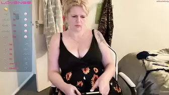 Videos Tagged with cougarmollie