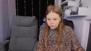 yummycakenari  - Record  [Chaturbate] public-nudity family small uncut