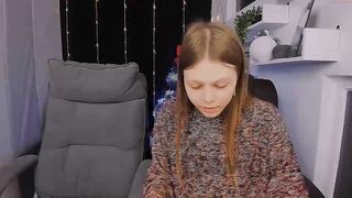 yummycakenari  - Record  [Chaturbate] public-nudity family small uncut