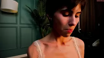 Videos Tagged with helenblash