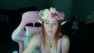 red_firesquirt  - Record  [Chaturbate] Web Model usa les lick