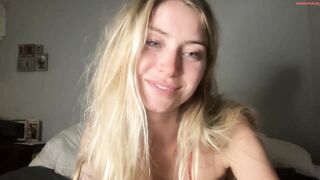 lovelyemiliax - Private  [Chaturbate] dyke lovenseon carro