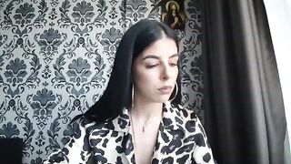 AishaKenda - Private  [Myfreecams] facial-cumshot Video chat platform bodacious buns