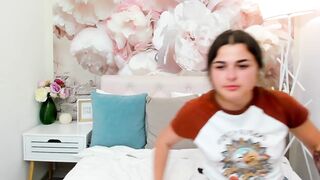 CrystalXX - Private  [Myfreecams] stepmother tomboy shaven