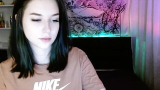 ElsieF_ - Private  [Myfreecams] pauzudo Je Joue Mimi Soft radiant model