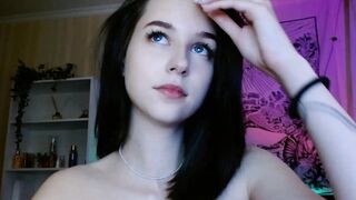 ElsieF_ - Private  [Myfreecams] pauzudo Je Joue Mimi Soft radiant model