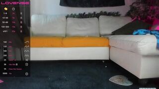 Littlewetgirl - Private  [Myfreecams] play panocha Sports bra