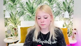 AvyPearl - Private  [Myfreecams] metendo pinkpussy Playful