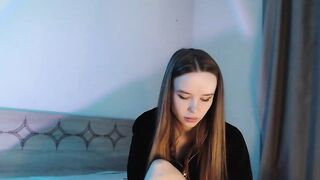 Jess_peach - Private  [Myfreecams] Toned Calves Tousled Hair pale