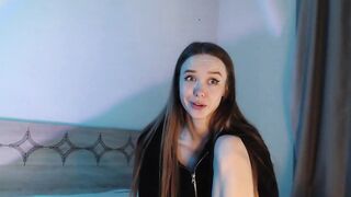 Jess_peach - Private  [Myfreecams] Toned Calves Tousled Hair pale