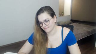 KellyKleine - Private  [Myfreecams] Luminous eyes piercings Sweet Girl