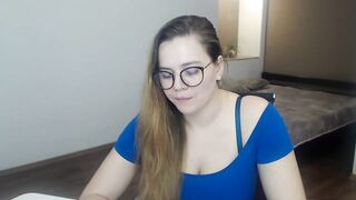 KellyKleine - Private  [Myfreecams] Luminous eyes piercings Sweet Girl