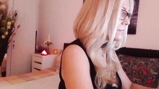 Reeya71 - Private  [Myfreecams] face-fucking -pov Lovely lady parts