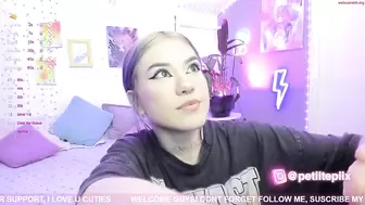 Videos Tagged with petitepix