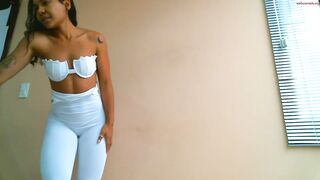 halle_cat - Private  [Chaturbate] Statuesque build best-blowjob hot sensuality