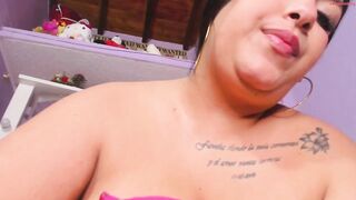 queenofmilk - Private  [Chaturbate] Sparkling Eyes no-capote legs