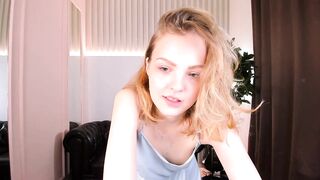 alice_tucci - Video  [Chaturbate] thot explosive orgasm trimmed-pussy