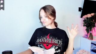 lilkrystal - Video  [Chaturbate] deep pleasure incredible glutes turkish