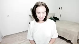 Videos Tagged with vi_vi_an