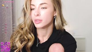 uwunikaa - [Chaturbate Record] Graceful gams Luscious thighs nylon -porn