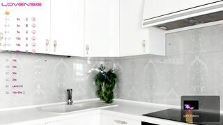 juliewilsons - [Chaturbate Record] big-butt LELO Smart Wand hairy-pussy sfm