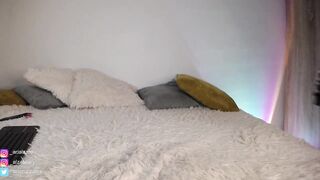 _arianalzate_ - [Chaturbate Record] We-Vibe Verge girls-getting-fucked undressing affair