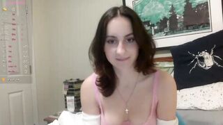 gonnanuut - [Video] tattoo nest cam love