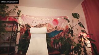 jane_flowers - [Video] European cam relax chat