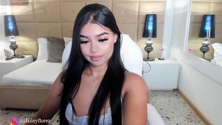 hailey_florez - [Video] tall flexible dirty talk blowjob