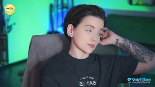 tiffanyriox - [Video] bi kissing flexible gorgeous