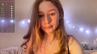 whoisalisa  - Record  [Chaturbate] suckingdick t-girl handjob slut