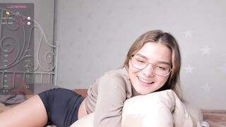 laurawhitea - [Video] face fucking shaved girl footjob