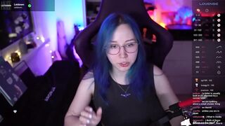 blue_mooncat - [Video] handjob chat femdom doggie style