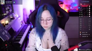 blue_mooncat - [Video] role-play close up alone chat