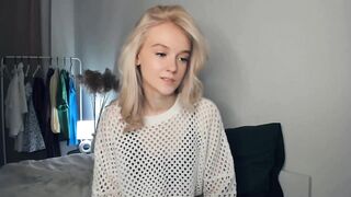 lili_summer - [Video] huge boobs playing braces Nora