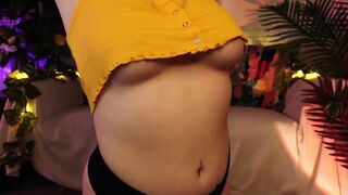 gwenhilton - [Video] escort doggy chat bi